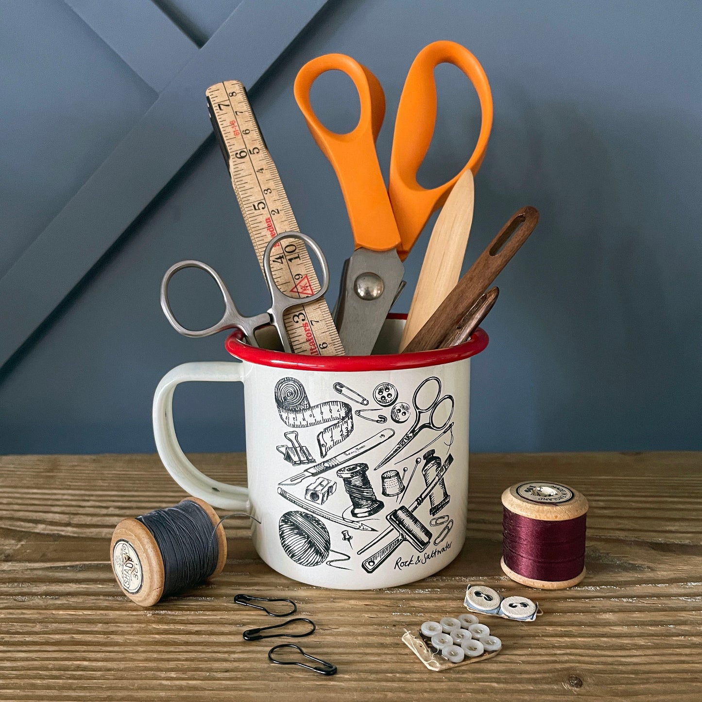 Beautifully made mug and notebook gift set