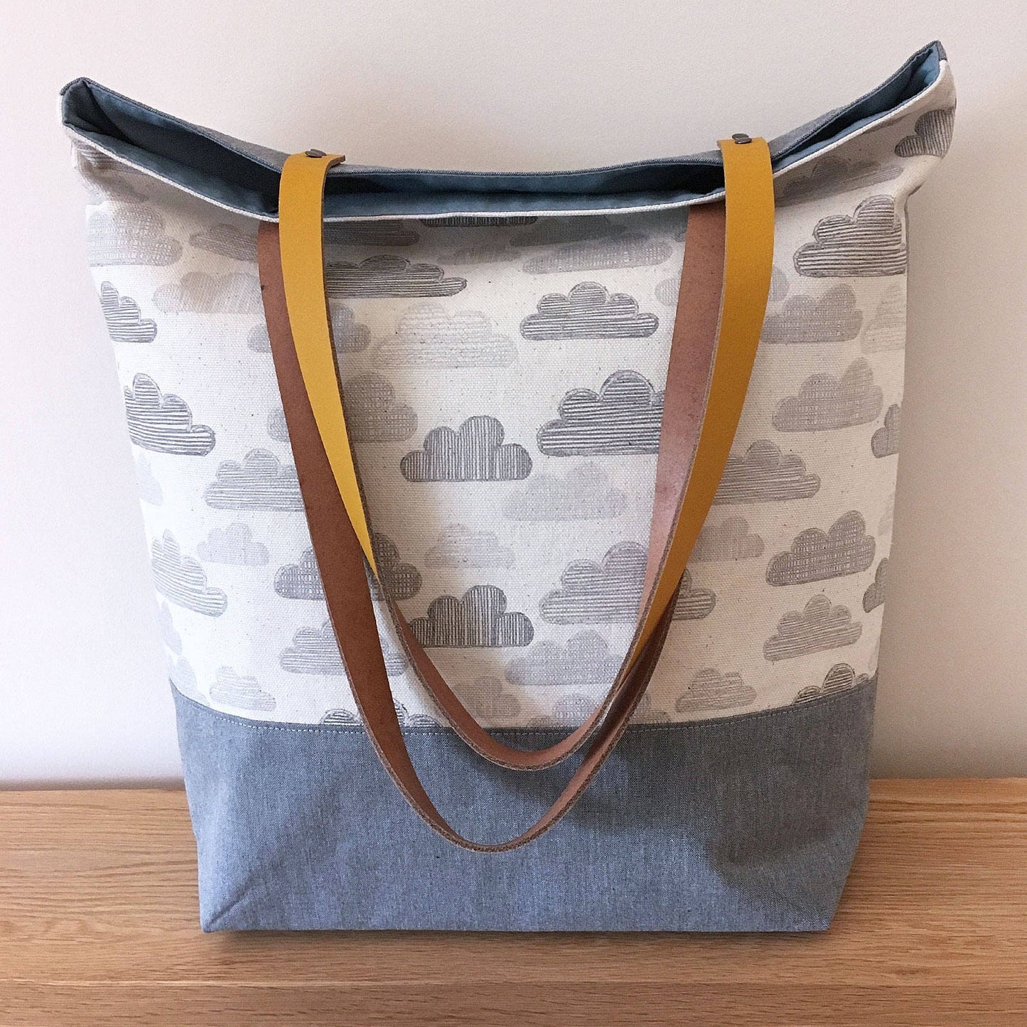 'Porthmeor' bag – grey clouds print